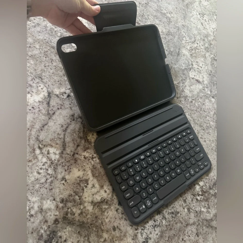 Zagg Gray Tablet Keyboard Folio - sku zkb105pkb34